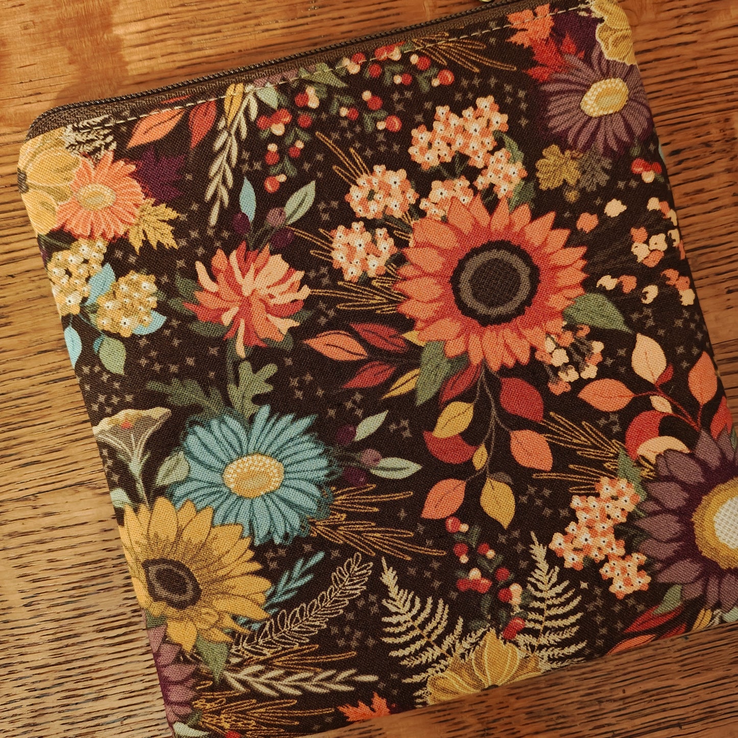 MADE TO ORDER "Autumn House" Project Bag | 11.5" Wide x 13" Tall